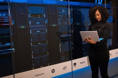 The Rise of Artificial Intelligence in the Workplace: What Changes Should Workers Expect