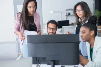 A Comprehensive Guide to Software Supply Chains