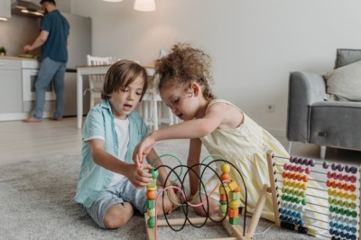 How Educational Toys Foster Early Learning in Infants