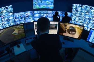 Are Security Guards or Live Video Monitoring Better?