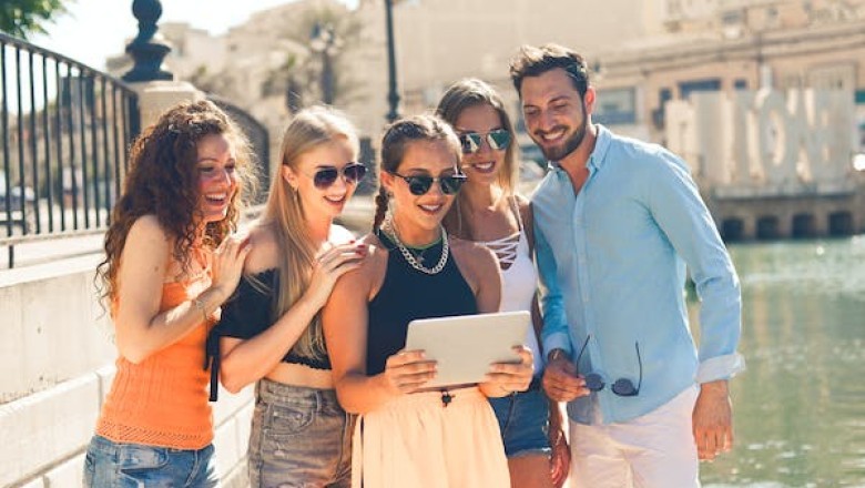 Traveling with Friends - How to Make the Most of This Experience?