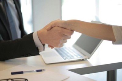 Enhancing Customer Service in Accounting Firms Through Digital Solutions