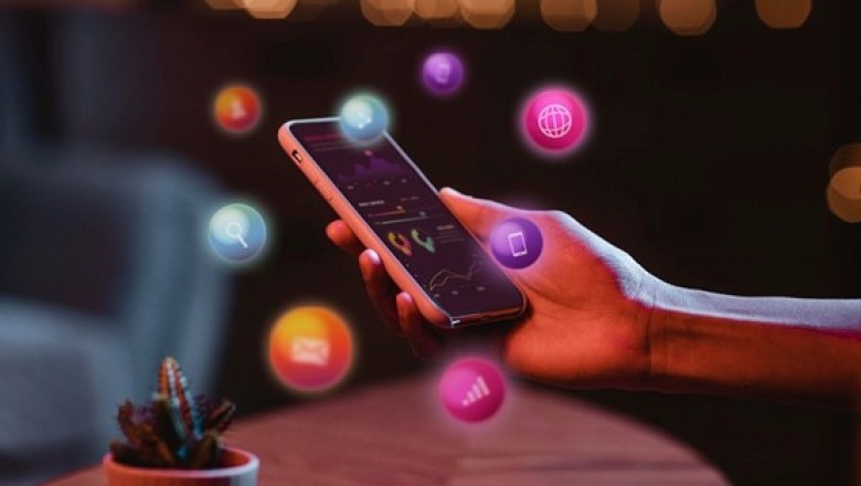 How Social Media Marketing Services Build Strong Brand Presence | Softtrix