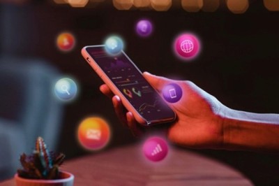 How Social Media Marketing Services Build Strong Brand Presence | Softtrix