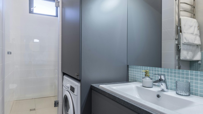 Creative Shower Shelf Ideas to Maximize Small Spaces