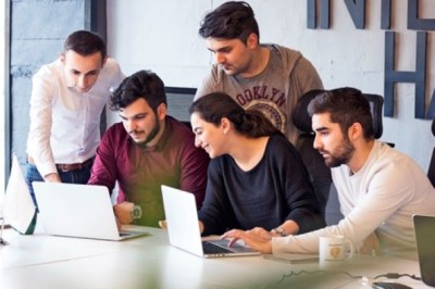 How Web Design Companies Build SEO-Friendly Websites