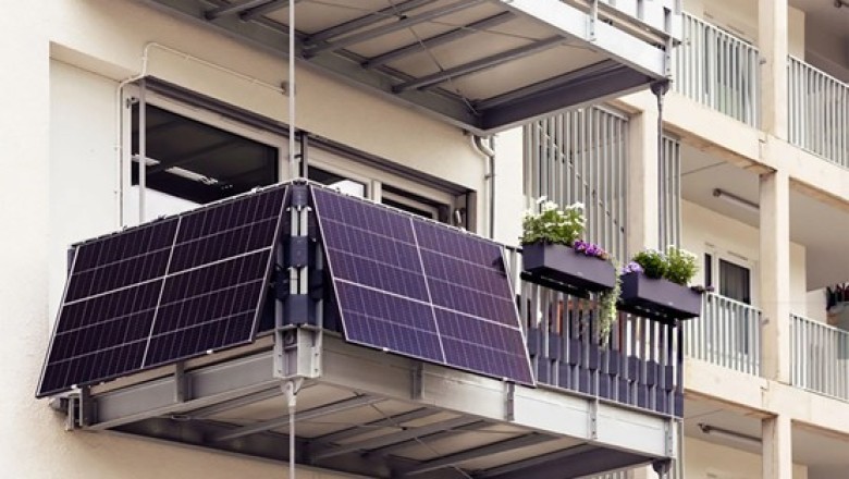 How much does it cost to install balcony power plants?