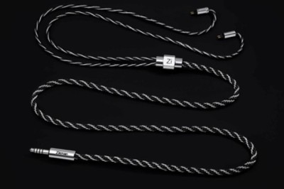IEM Cable Connector Guide: 2-Pin vs MMCX, Fit Issues, and Why Channels Drop Out