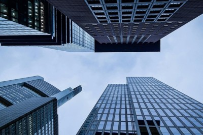 Protective Glass Coatings: Reducing Maintenance Costs for Businesses