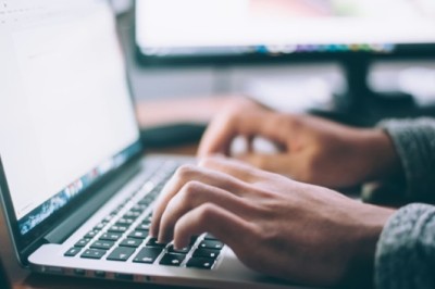 Why Website Speed and Mobile Design Affect Customer Trust