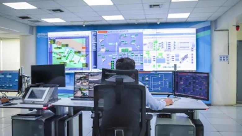 Bridging the Gap Between User Interfaces &amp; User Experiences