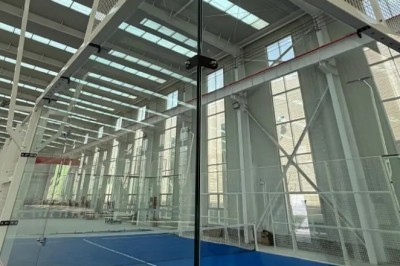 Ultra-White vs Standard Glass | Padel Courts