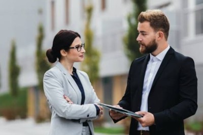 How Real Estate Coaching Helps Agents Achieve Consistent Growth