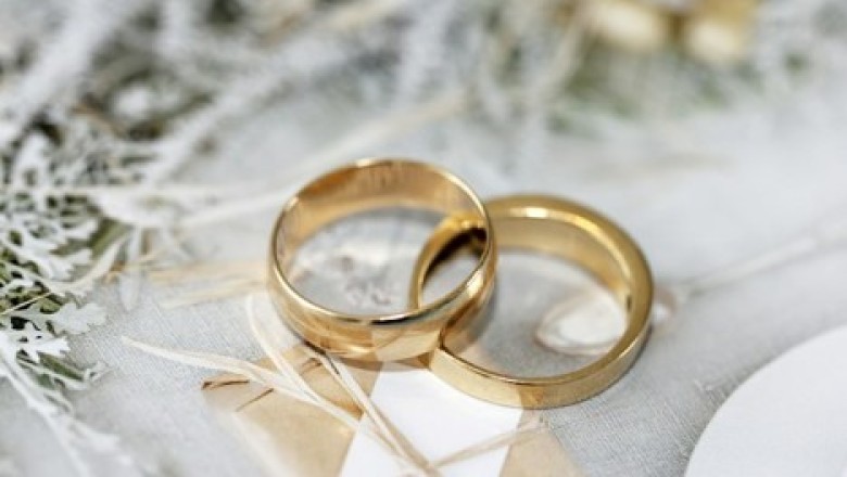 8 Unique Gemstone and Diamond Combinations That Make Wedding Bands Stand Out