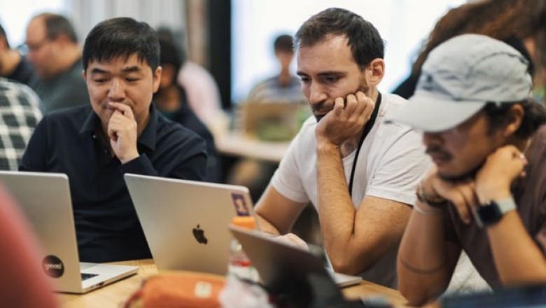 How Enterprise Software Enhances Team Collaboration