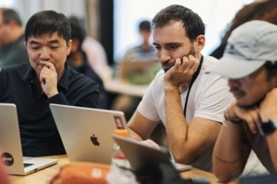 How Enterprise Software Enhances Team Collaboration